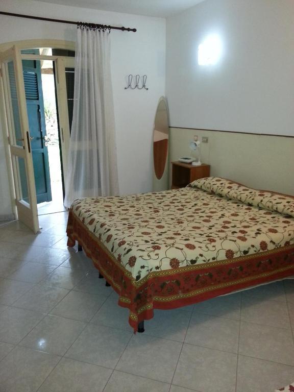 Albergo Ristorante Lucciola Santo Stefano al Mare Szoba fotó